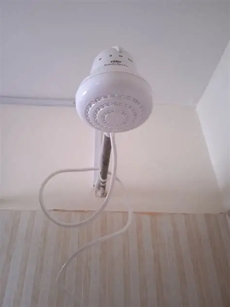 FAME Super Ducha Quattro 4T Instant Shower Head