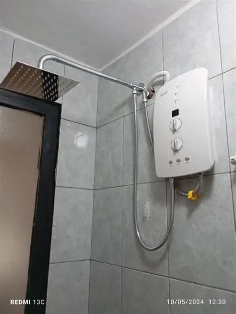 lirlee instant water heater with pump +rain shower -for extremely salty water